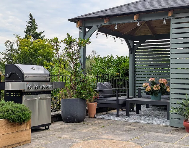 Terrace with pergola and bbq